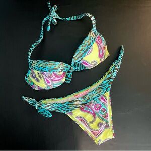 Vibrant Paisley Bikini Set in Blue and Yellow